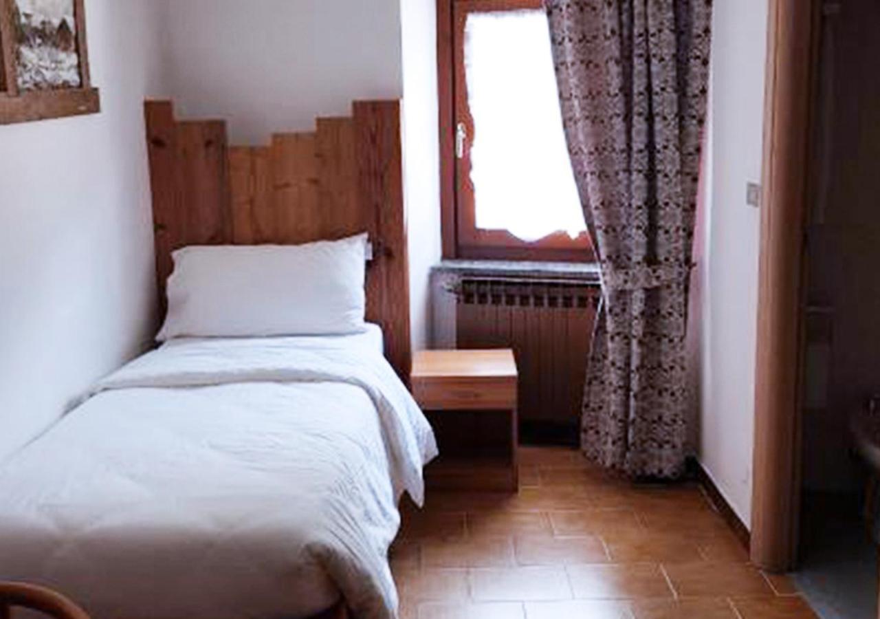 Hotel Bucaneve Pré-Saint-Didier Eksteriør billede