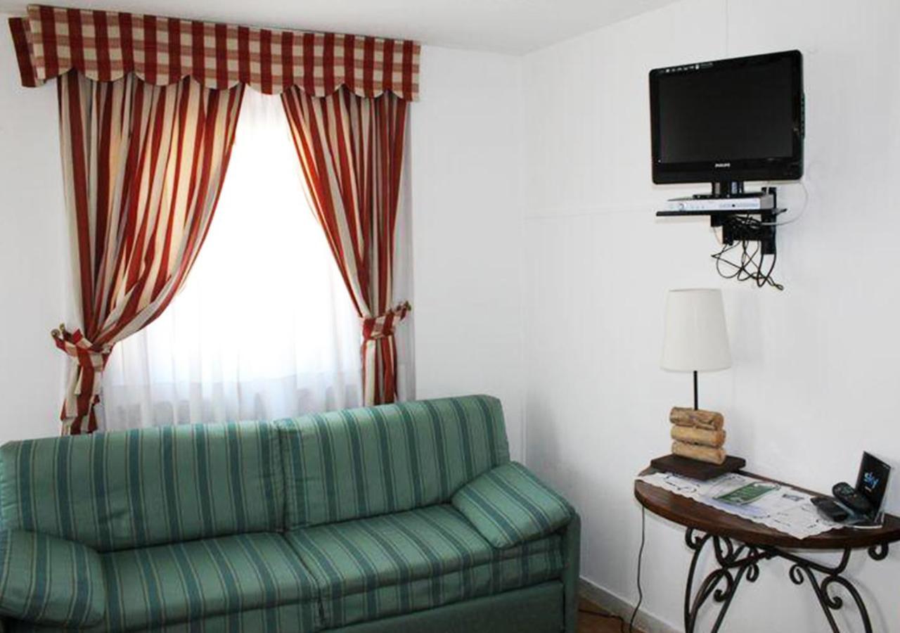Hotel Bucaneve Pré-Saint-Didier Eksteriør billede